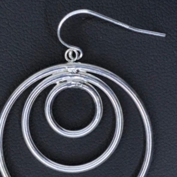 New Handcrafted Silver Surgical Steel Triple Circle Dangling Hoop Earrings - Picture 3 of 4
